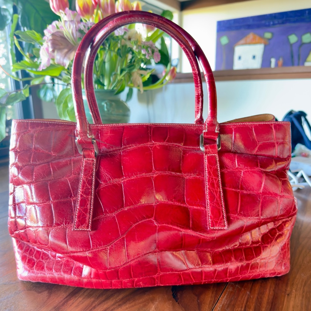 Coach Very Rare 100% authentic Red Crocodile Hampton Carryall